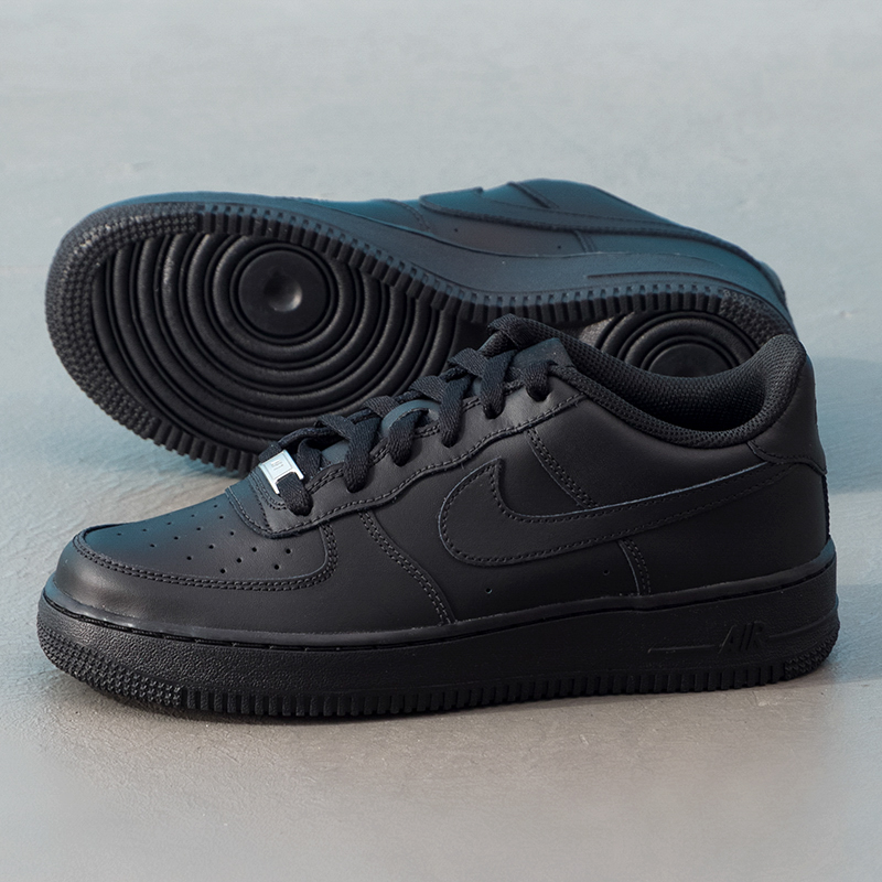 Nike (Nike) Women's Shoes Air  - огляд і ціна Nike Shoes Air Force 1